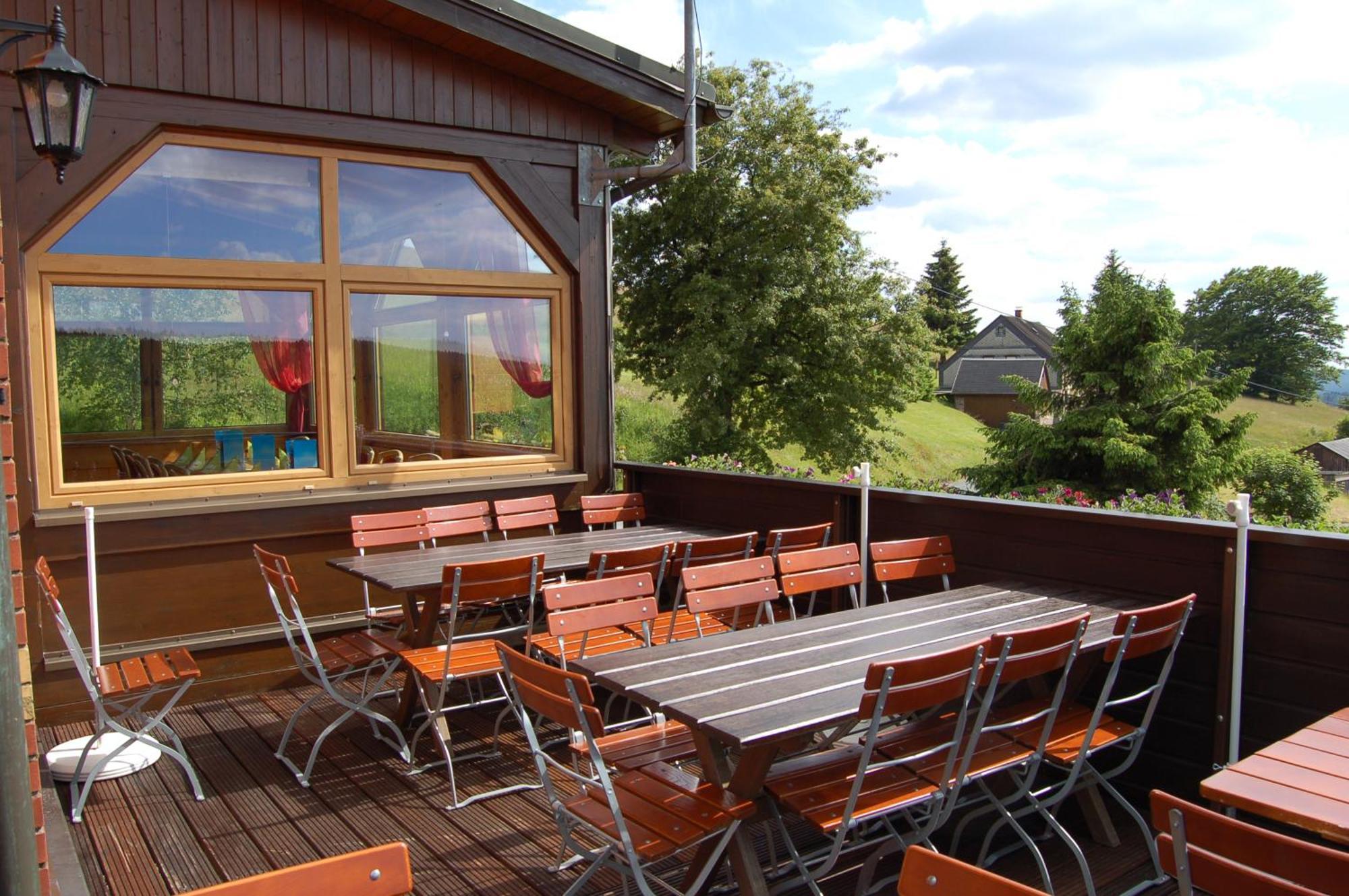 קלינגנתאל Berggasthaus & Pension Schoene Aussicht מראה חיצוני תמונה