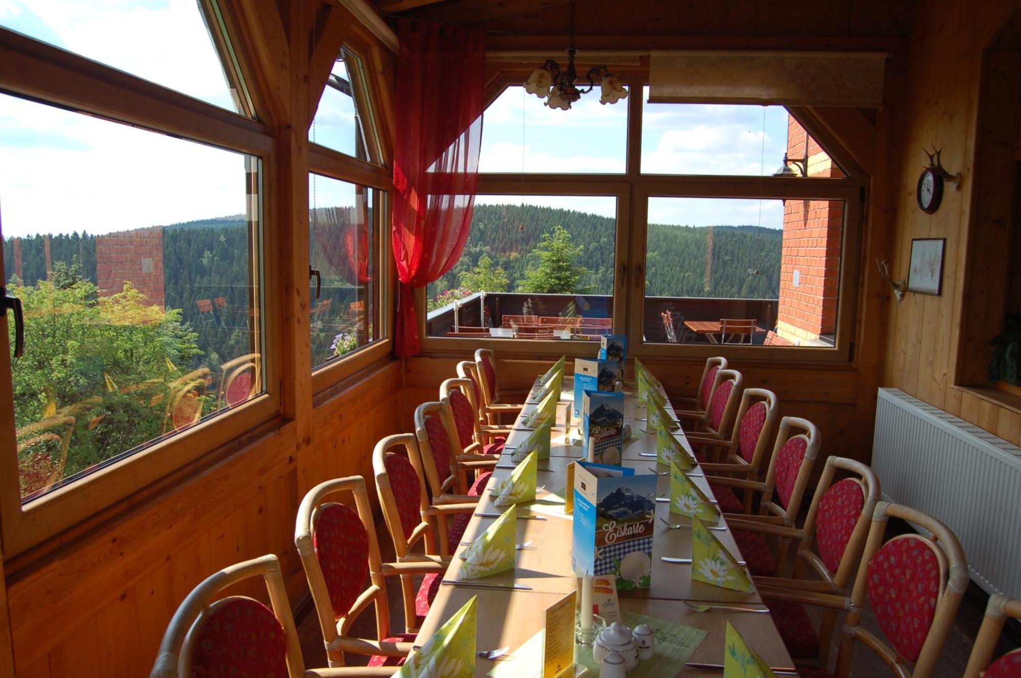 קלינגנתאל Berggasthaus & Pension Schoene Aussicht מראה חיצוני תמונה
