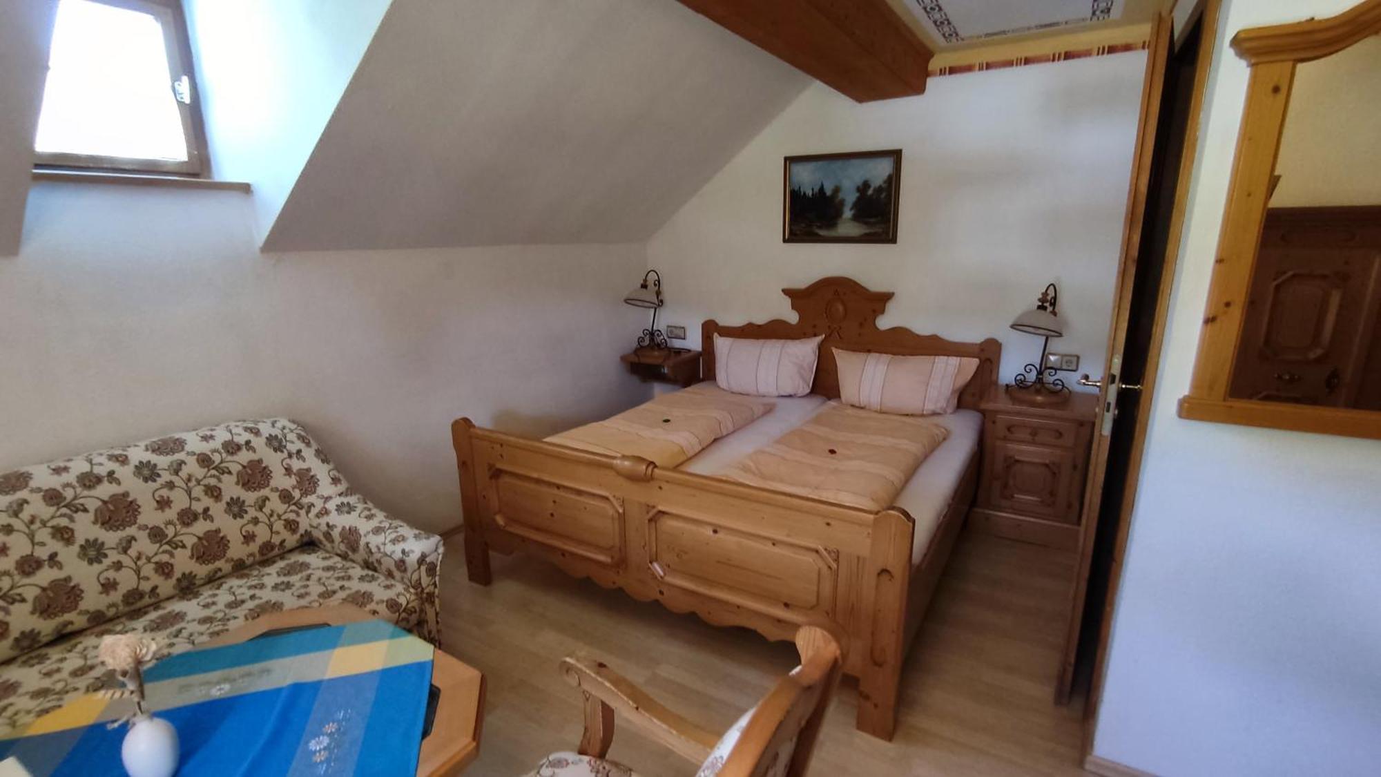 קלינגנתאל Berggasthaus & Pension Schoene Aussicht מראה חיצוני תמונה