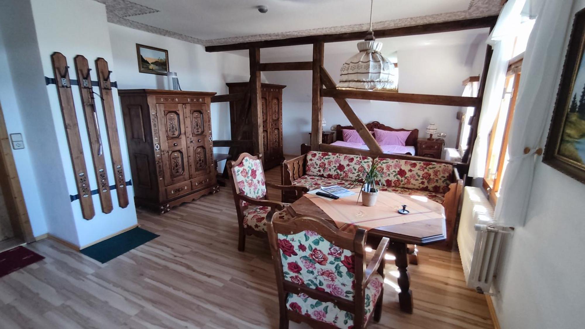 קלינגנתאל Berggasthaus & Pension Schoene Aussicht מראה חיצוני תמונה